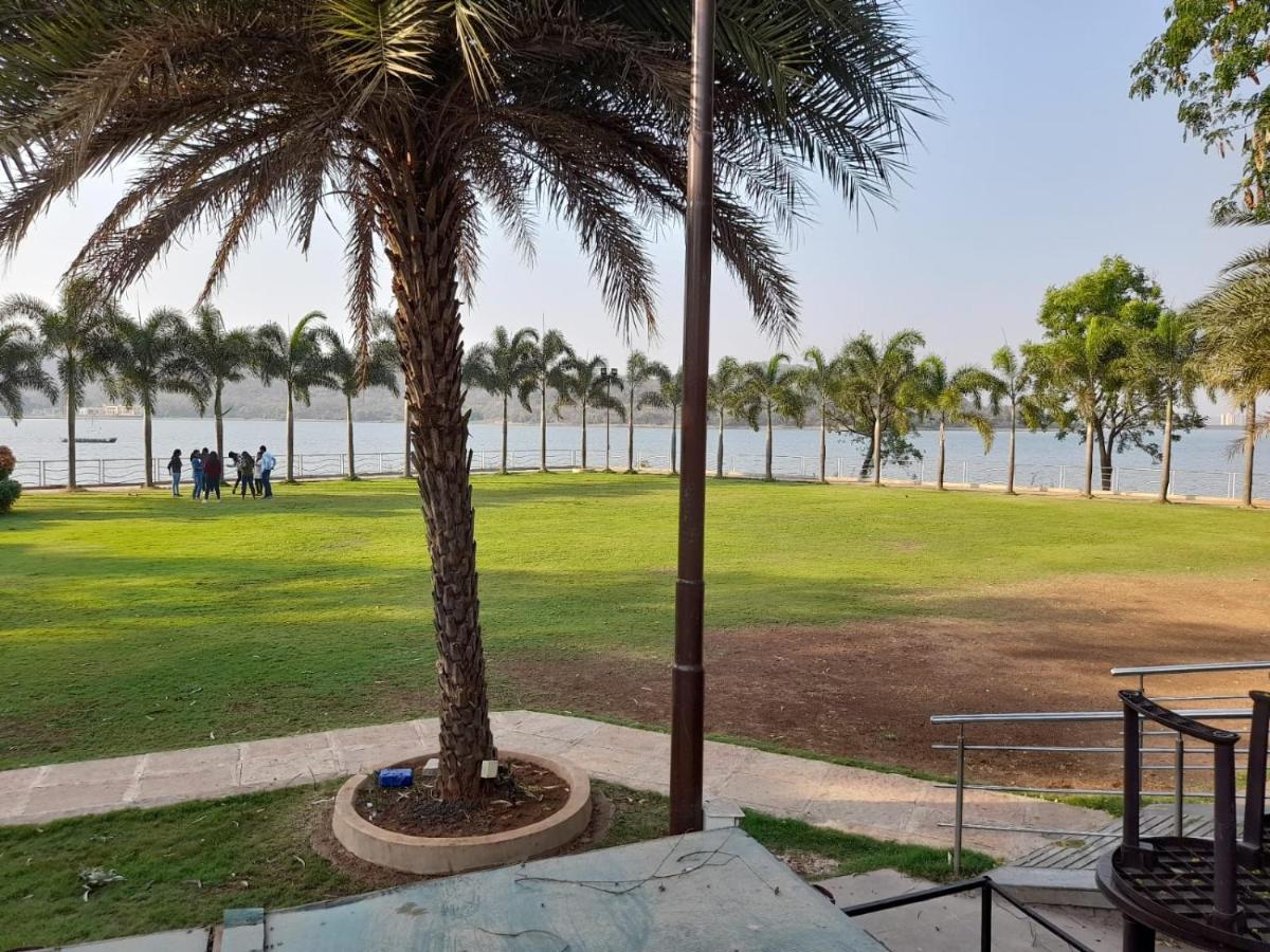 Aquarius Resort Gorhe Khurd Buitenkant foto
