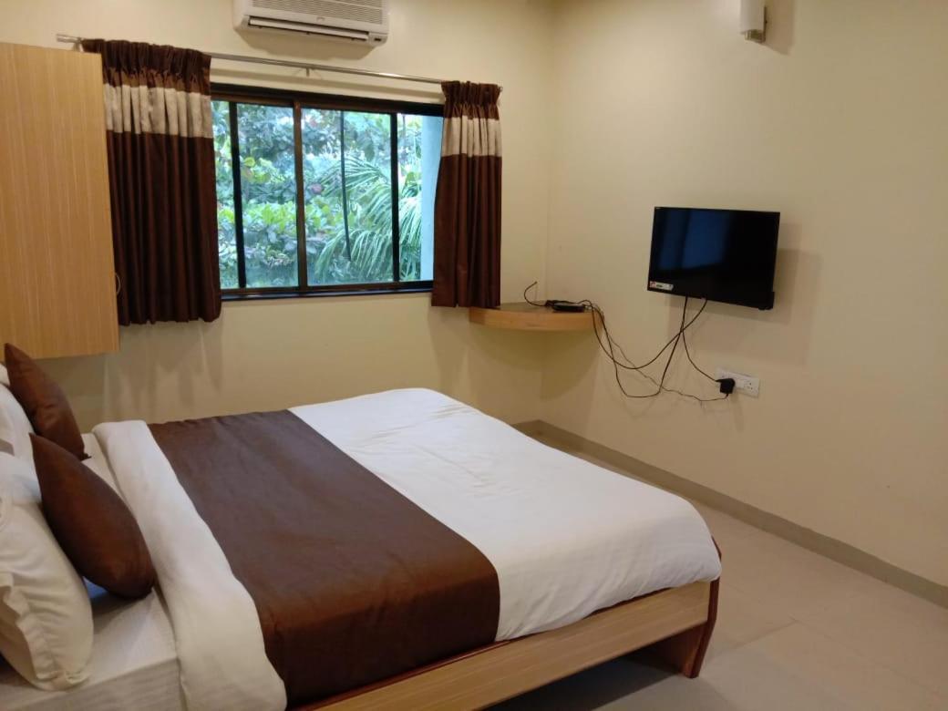 Aquarius Resort Gorhe Khurd Buitenkant foto