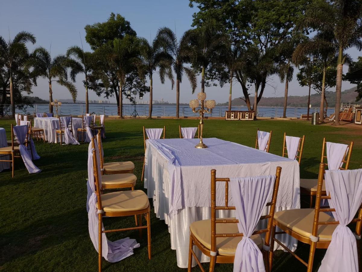 Aquarius Resort Gorhe Khurd Buitenkant foto